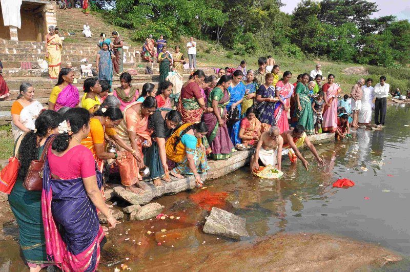 005 - Kaveri Pooje.JPG